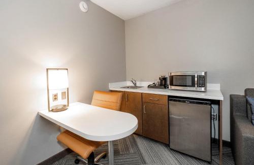 Downtown Springfield Hotel | State House Inn, Trademark Collection by Wyndham