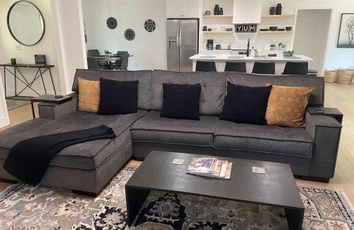 Statesboro House | Statesboro Luxe: Luxury In A Prime Location