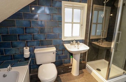 Betws-Y-Coed Apartment | STATION FLAT, family friendly in Betws-Y-Coed