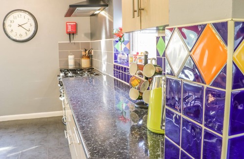 Condover Cottage | STATION HOUSE, pet friendly, with hot tub in Condover