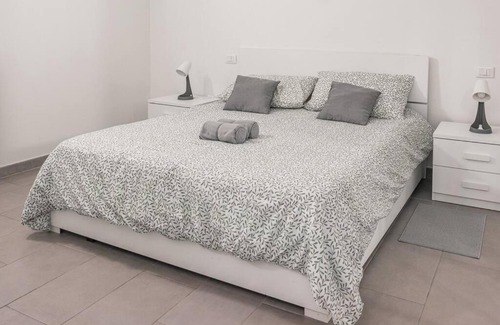 Downtown Apartment | Staurenghi Blue Apartment