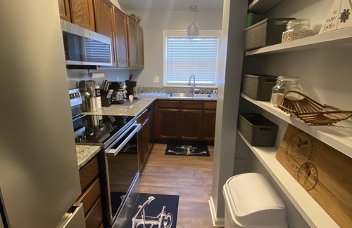 Lake Waccamaw House | Stay 4 Nights Pay 3 Now–Dec 2025, Excludes Holidays! Smooth Sailing 2 Bedroom