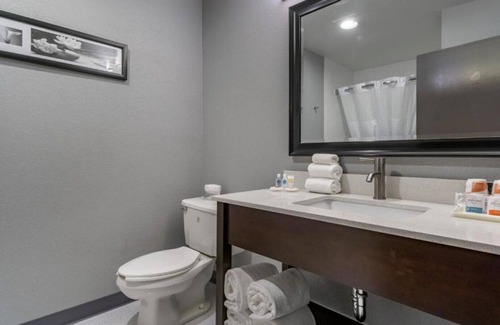 Kent House | Stay and play in the Pacific Northwest !