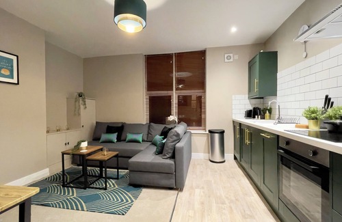 Sheffield Apartment | Stay Angels - Cosy Boho Apartment