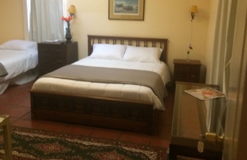 Santo Domingo Bed & Breakfast | Stay at confortable Scandinavia Hotel B&b