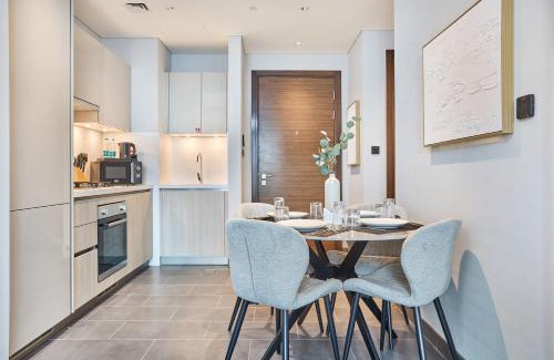 Nad Al Sheba Apartment | STAY BY LATINEM Luxury 1BR Holiday Home CA 1506 Near Burj Khalifa