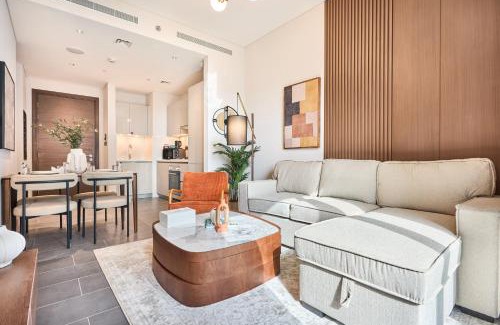 Nad Al Sheba Apartment | STAY BY LATINEM Luxury 1BR Holiday Home CC 0813 Near Downtown