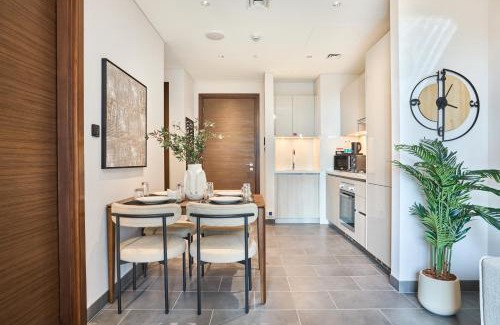 Nad Al Sheba Apartment | STAY BY LATINEM Luxury 1BR Holiday Home CC 0813 Near Downtown