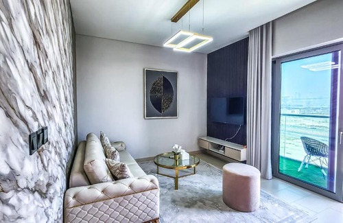 Dubai Apartment | STAY BY LATINEM Luxury 2BR Holiday Home CVR A605 near Burj Khalifa