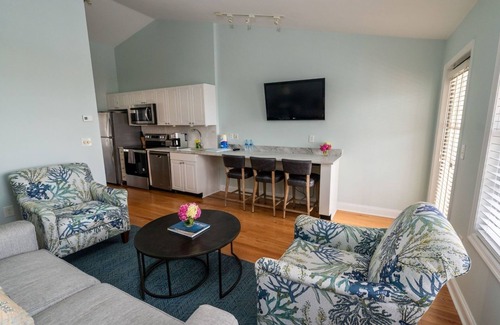 Cape May Hotel | Stay by the Sea | Spacious 2BR w/Private Balcony & Kitchen, Onsite Sauna & Pool