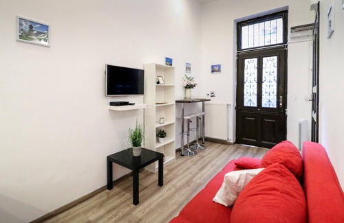 Erzsebetvaros Apartment | Stay close to Day Night HOT SPOT Nightlife