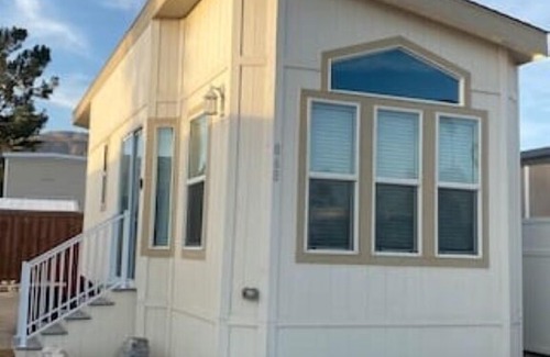 Desert Hot Springs House | Stay in Dessert Resort with Mineral Pools & Spas!
