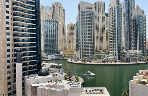 Al Satwa Apartment | Stay in heart of Dubai Marina - LUX 1BRD Apartment
