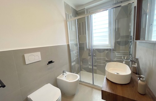 Lavinio Lido di Enea Apartment | Stay in our wonderful sea view apartment, featuring a hot tub on the balcony.
