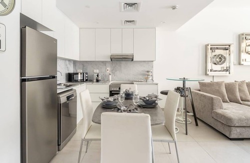 Umm Suqeim 3 Apartment | Stay Limitless in 1BR Apt near to Jumeirah Beach!