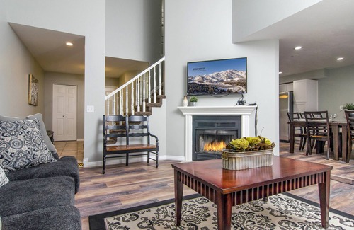 Cottonwood Heights House | Stay Next to Big Cottonwood! Hot Tub * Kids Toys * Foosball * Park