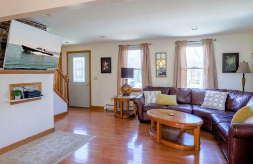 North Eastham House | Stay On The Cape Vacation Rentals: Book Eastham Plenty Of Room For Entire Family