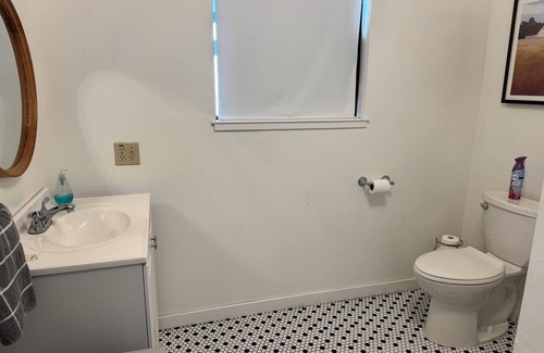 Davis Other | Stay on the farm - 1 bedroom cottage with deck outside of Davis