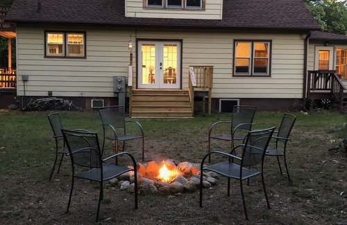 Minocqua House | Stay On The Island: Game Room And Whirlpool Bath