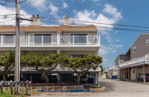 Dewey Beach House | Stay Play Dewey - 4Br + 4bath Ocean View TH - Perfect for 2 Families!