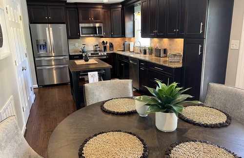 North Raleigh House | Stay & Play Pickleball in Raleigh, NC