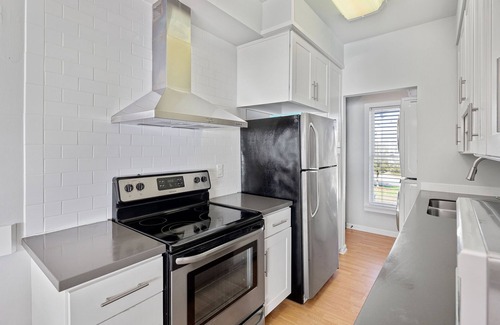 Sullivan's Island Apartment | Stay @ Sea Foam at the Blue Horizon