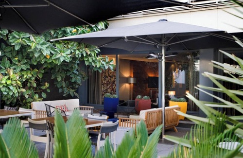 Les Corts Apartment | Stay U-nique Apartments Beltrán i Rózpide