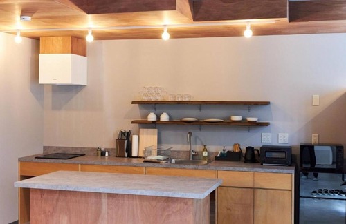 Konoka Onsen House | STAY UWU 001 Gallery House /Kochi Kōchi