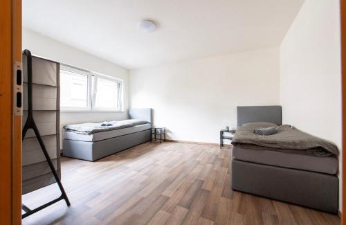 Emmerich Apartment | Stay & Work - 6 single beds - central