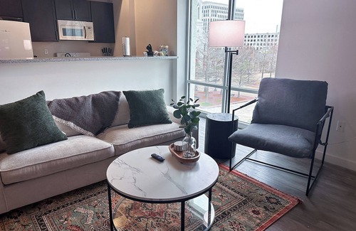 Baton Rouge Apartment | StayAE - High Rise