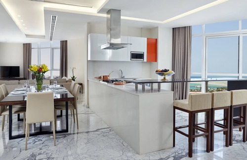 Doha Hotel | Staybridge Suites Doha Lusail by IHG