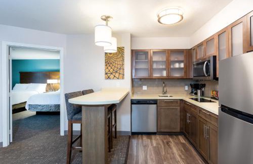 Hollywood Hotel | Staybridge Suites - Fort Lauderdale Airport - West by IHG