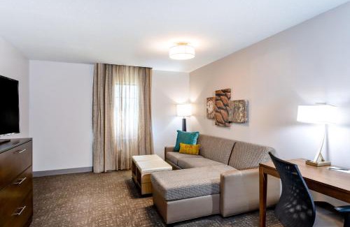 Hollywood Hotel | Staybridge Suites - Fort Lauderdale Airport - West by IHG