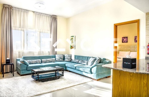 Jebel Ali Apartment | Staycae Holiday Homes - Suburbia