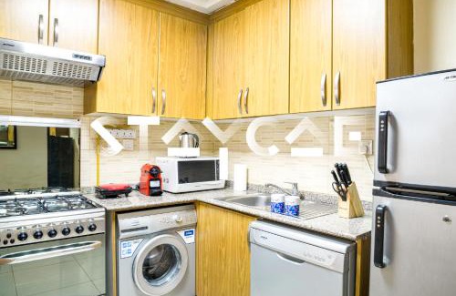 Jebel Ali Apartment | Staycae Holiday Homes - Suburbia