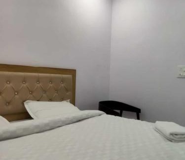 New Delhi House | STAYCATION by STASS-Embassies, DU South Campus
