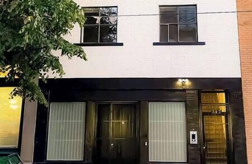Downtown Eastside Apartment | Staycation in New 2-Bedroom Condo, Japantown