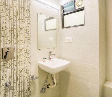 Bhuj Hotel | StayGuru Hotel Atithi