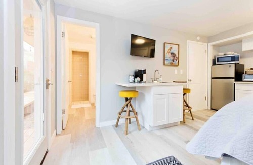 Highlands Apartment | #StayInMyDistrict Hyde Park King Studio Suite