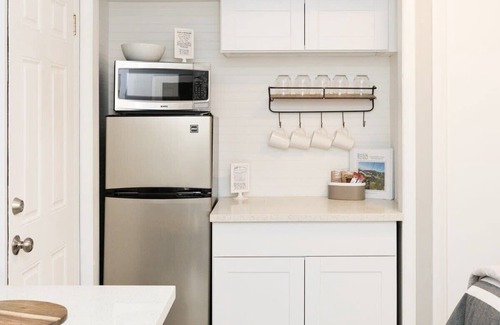 Highlands Apartment | #StayInMyDistrict Hyde Park King Studio Suite