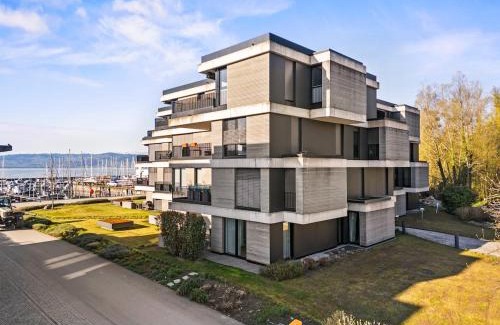 Kressbronn Apartment | STAYS Werft - Luxus in erster Seereihe