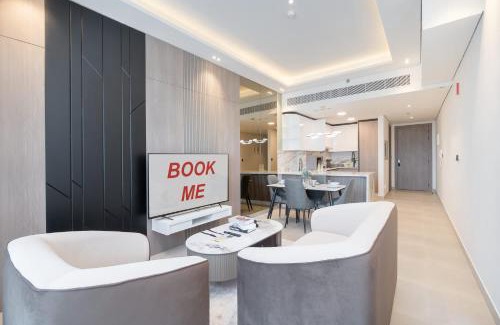 Jumeirah Village Triangle Apartment | StayShort - Cozy 1BR in JVT with Gym and Pool Access - Sleeps 2