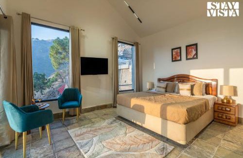 Kasauli Villa | StayVista at Ridge of Twilight 4bhk Valley View Villa in Kasauli with Jacuzzi