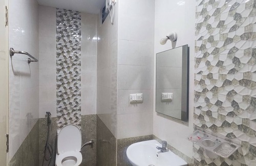 Parthasarathy Puram Hotel | Stayz Inn T.Nagar