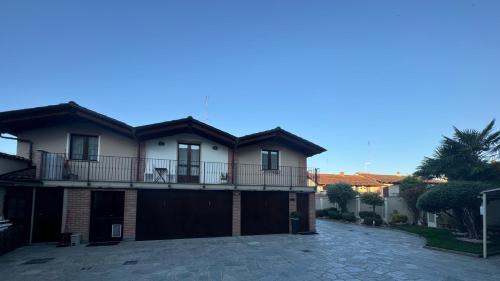 Sommariva del Bosco Apartment | Stea monolocale loft in villa