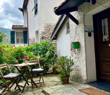Dolceacqua Apartment | Stecadó - il Soppalco