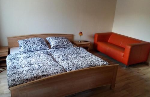 Mainz-Bingen House | Steeger Weinstube