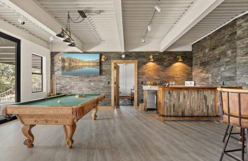 Baldwin Lake House | Steel Pine Lodge A Rustic Mountain Retreat Views