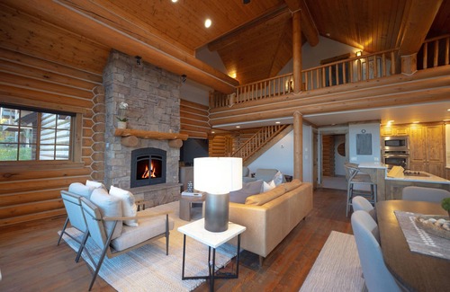 Victor House | Steelhead Log Cabin in Teton Springs, Victor. A/C, Targhee Forest Access