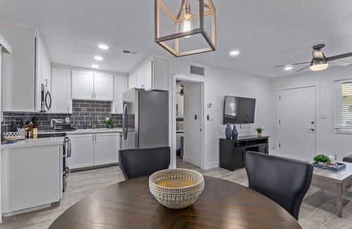 South Scottsdale Apartment | Stellar 1br Furnished Condo In Old Town Scottsdale - Pet Friendly PP311C